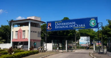 UECE recebe pedidos de isenção para o Vestibular 2027.1 até esta sexta-feira UECE (Imagem: IA)